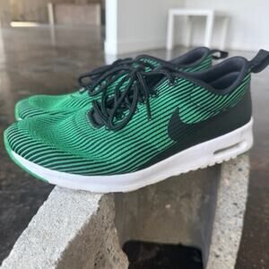 Nike Air Max Thea Women’s 7 Sneakers Green Black Running Shoes Athletic Trainers